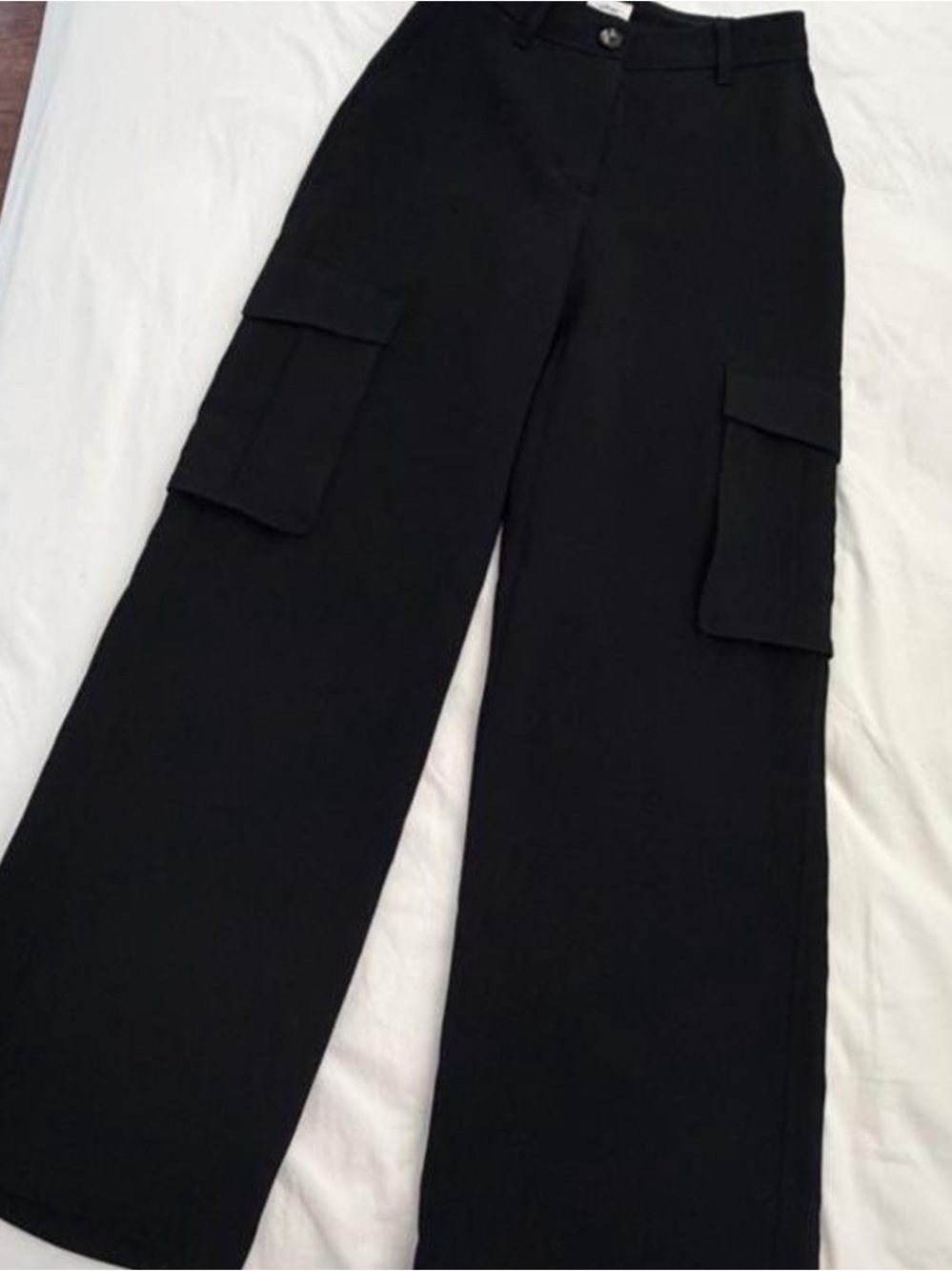 aritzia cargo pants